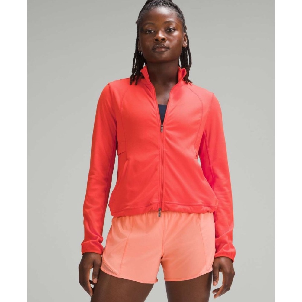 NWOT Lululemon Mist Over Windbreaker‎ Jacket Solar Orange Size 0 LW3GL3S
